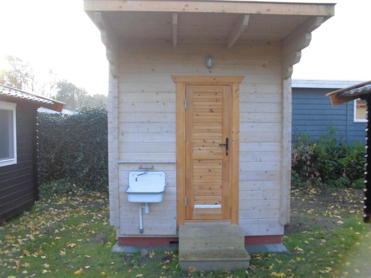 Vakantiepark T Urkerbos - Blokhutje Exteriör bild