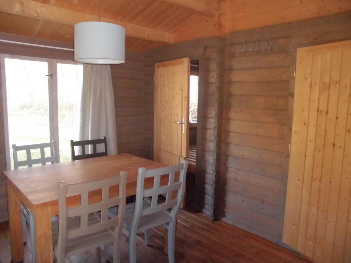 Vakantiepark T Urkerbos - Blokhutje Exteriör bild
